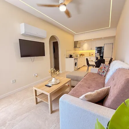 アパート Peaceful 1 Bed Apt, Large Patio